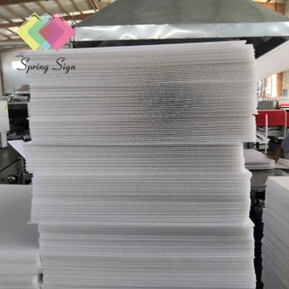 Coroplast 4x8 pēdu plastmasas loksne